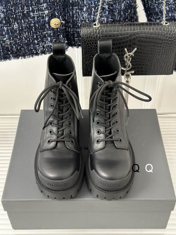 Balenciaga Boots Wmns ID:20231217-17